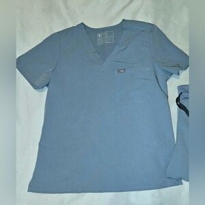 Figs Catarina scrub top